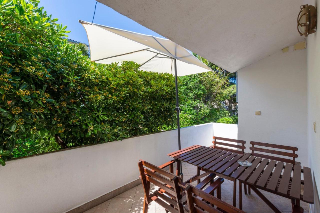 Janus Apartments ييلسا المظهر الخارجي الصورة