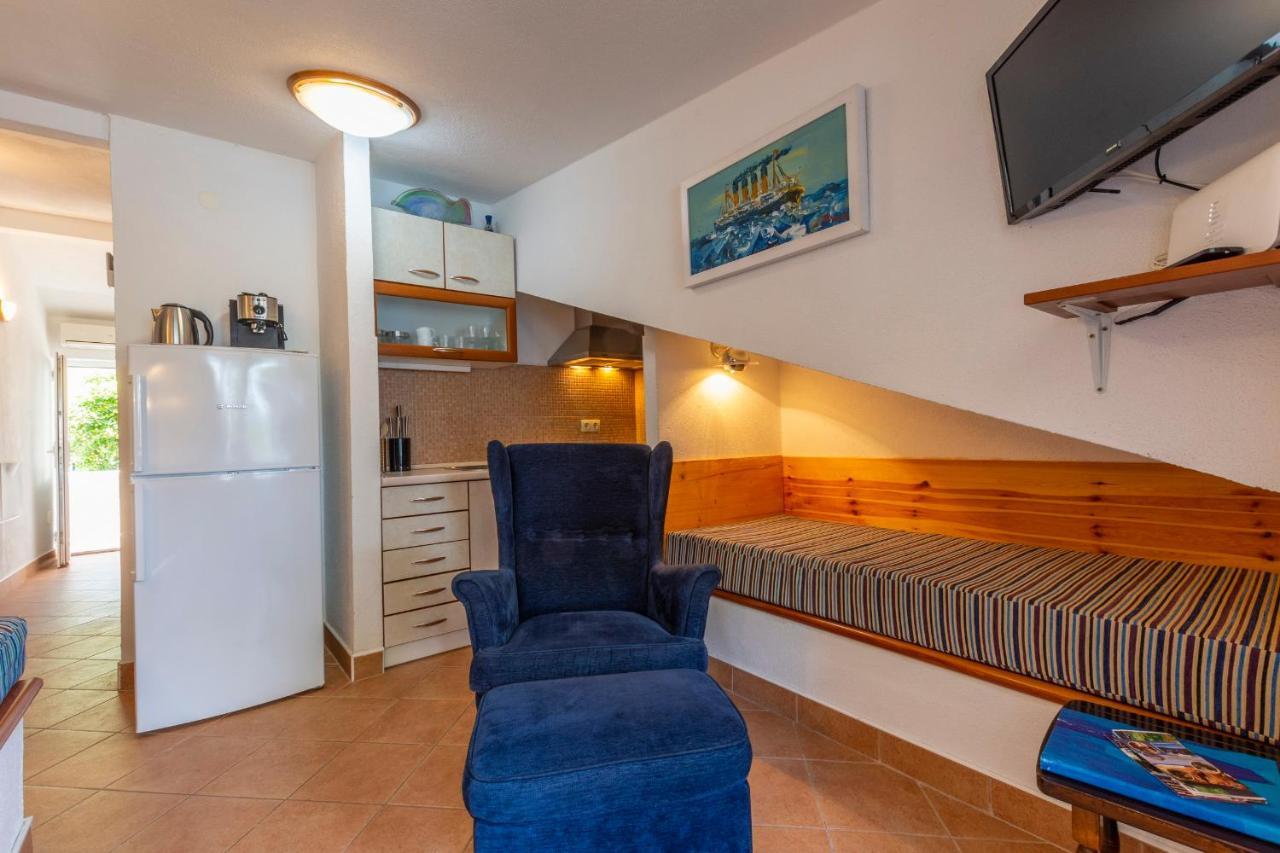 Janus Apartments ييلسا المظهر الخارجي الصورة